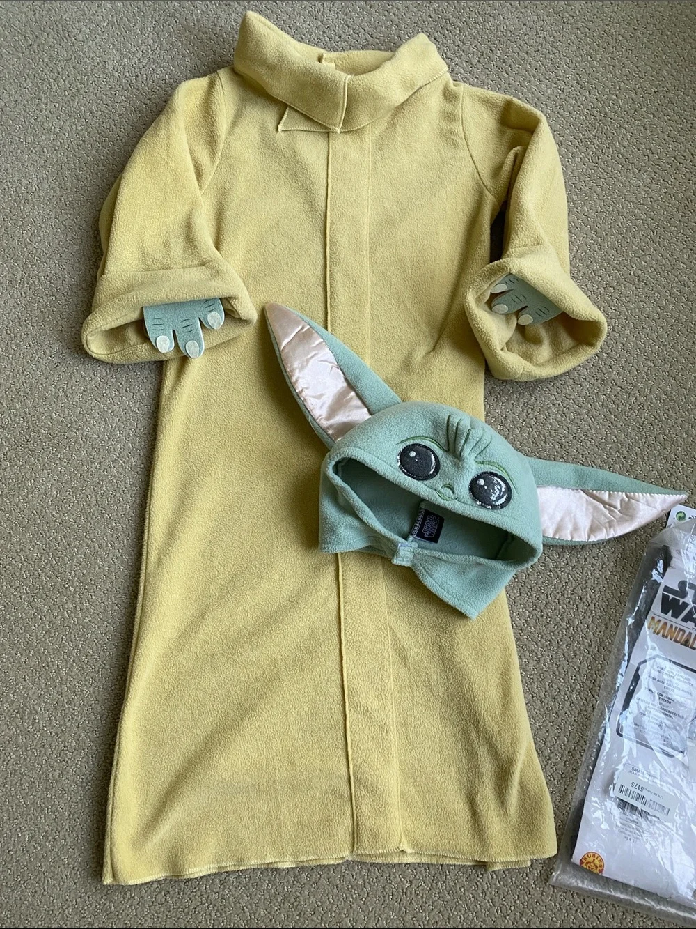 Star Wars Mandalorian Grogu Halloween costume